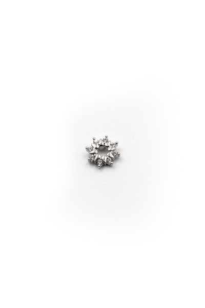 Silver Zircon Flower Tragus & Helix Piercing – Anti-Allergic, Non-Tarnish