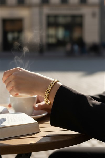 Wicker Model Xuping Non-Tarnish Bracelet – Gold | Stylish, Durable, and Exquisitely Textured Design