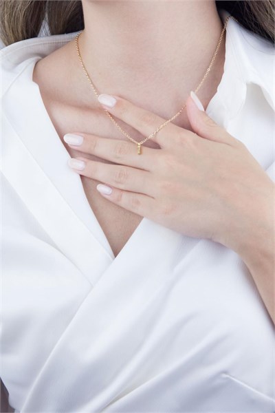 İ Letter Gold Chain Necklace