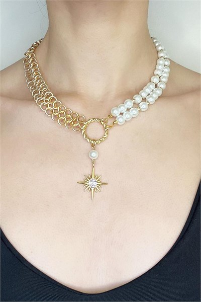 Pearl and Chain Design Polar Star Necklace