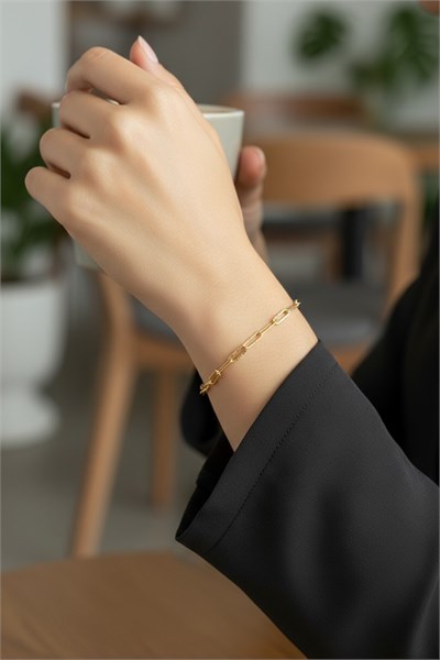Engraved Paperclip Model Xuping Non-Tarnish Gold Womens Bracelet