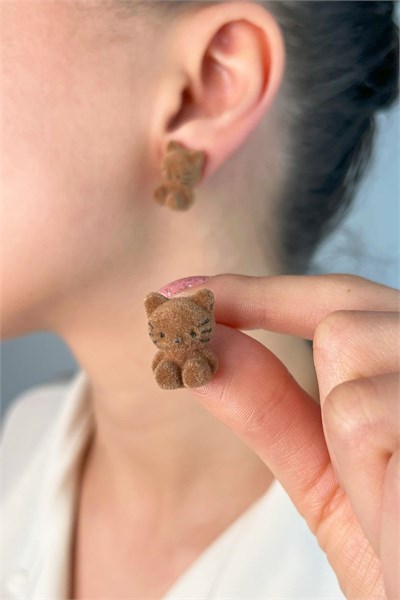 Velvet Cat Earrings - Brown