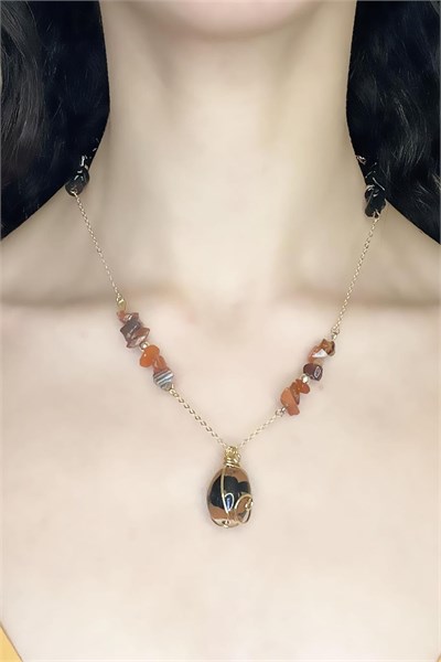 Brown Colored Broken Stone Special Design Necklace