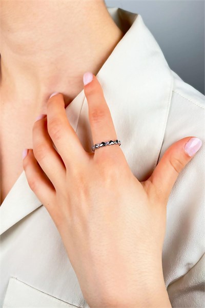 Thin Ring with Heart and Purple Stone - Silver
