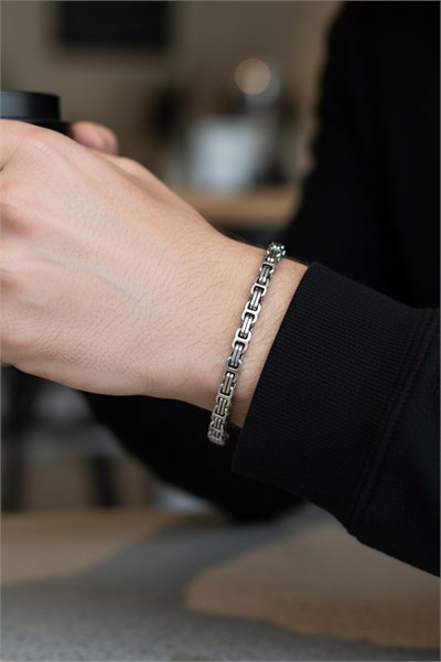 Men’s King-Chain Stainless Steel Bracelet - Silver-Tone, 5 mm Wide, Bold Masculine Design