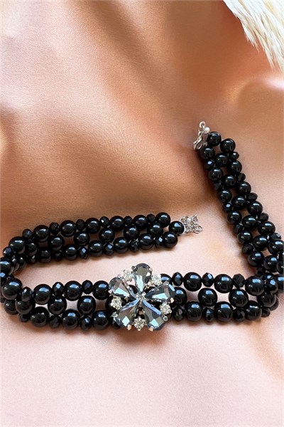Crystal Flower Black Choker Pearl Necklace