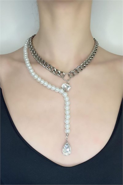 Crystal Stone Detailed Pearl Chain Necklace