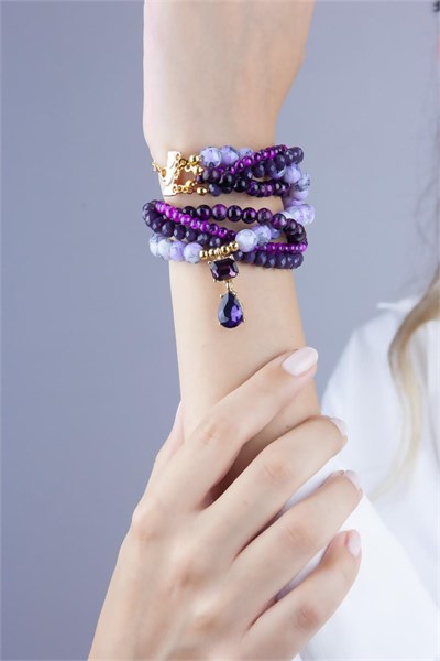 Crystal Stone Spiral Design Necklace