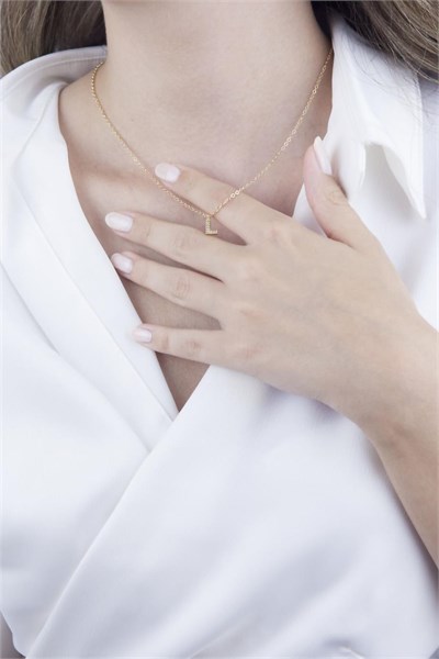 L Letter Gold Chain Necklace