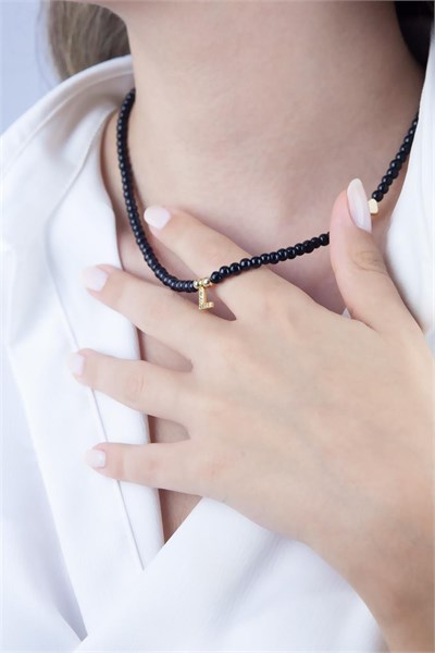 L Letter Black Pearl Design Necklace