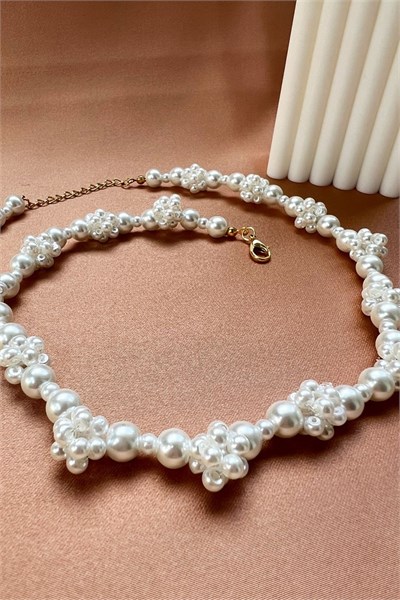 Mini Pearl Balls Design Necklace