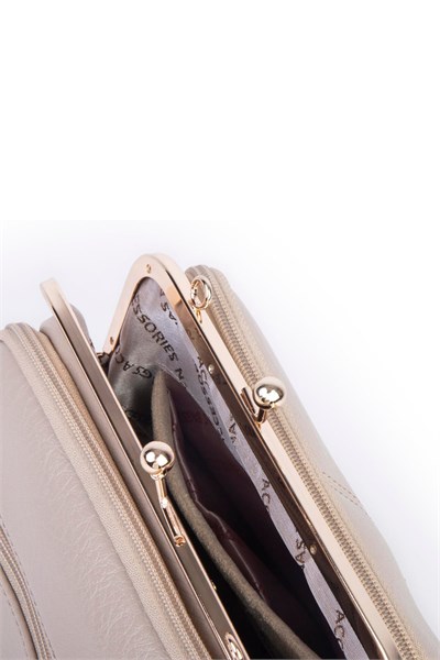 Nas Bag Scholarship Clip-On Vintage Shoulder and Crossbody Bag - Sand Victoria