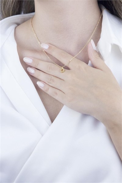 O Letter Gold Chain Necklace