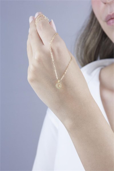 O Letter Gold Chain Necklace