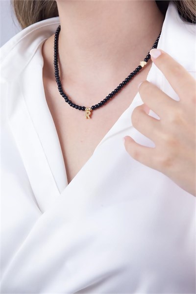 R Letter Black Pearl Design Necklace