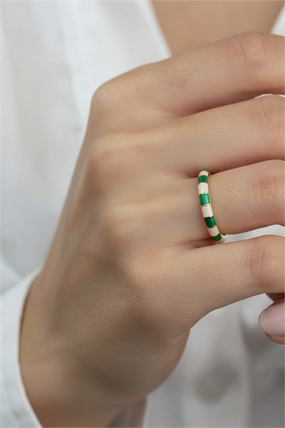 Multicolor Enamel Ring - Vibrant, Modern Design