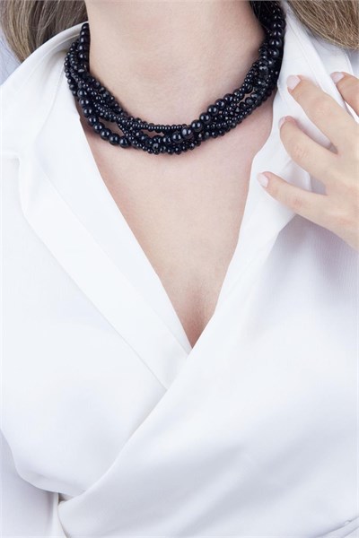 Black Pearl and Crystal Bead Spiral Necklace