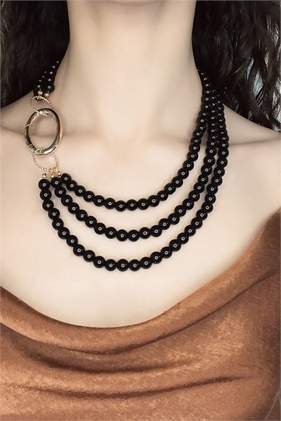 Design Black Color Pearl Necklace