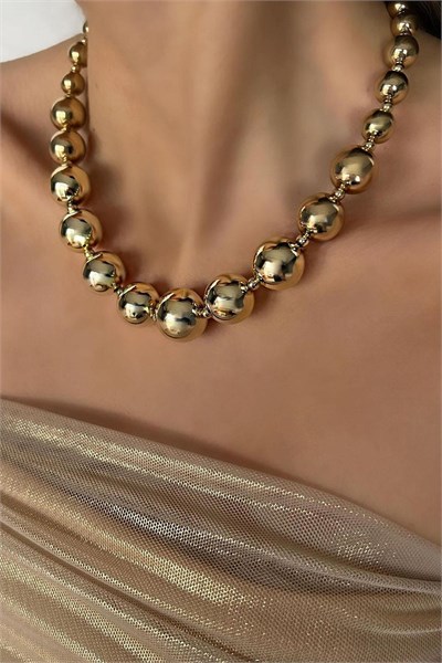 Top Pearl Design VIP Necklace - Gold Color