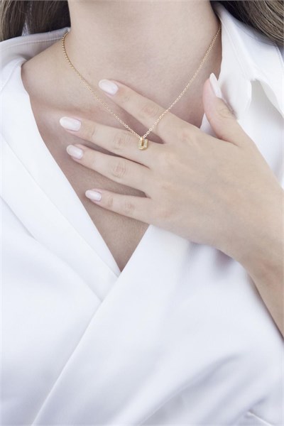 U Letter Gold Chain Necklace