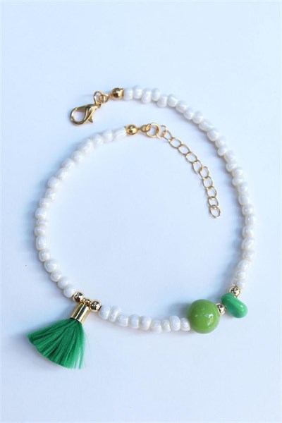 Green Tassel Detailed Bead Bracelet