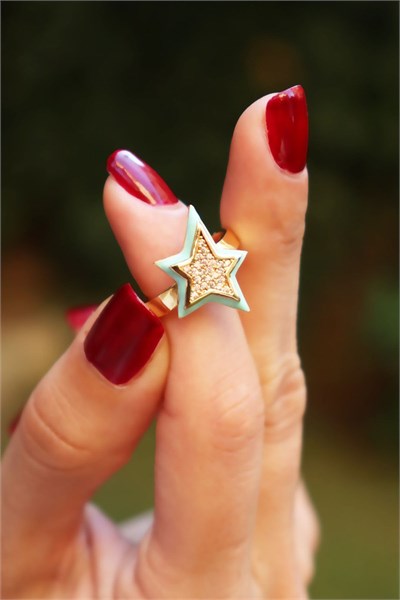 Green Star Stone Design Ring