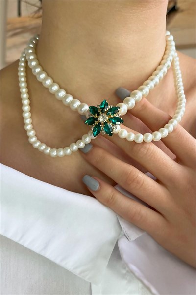 Star Crystal Tipped Pearl Necklace - Green