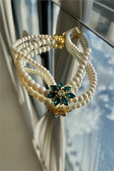 Star Crystal Tipped Pearl Necklace - Green
