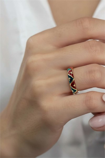 Zigzag Pattern Multicolor Enamel Ring - Modern, Vibrant Design
