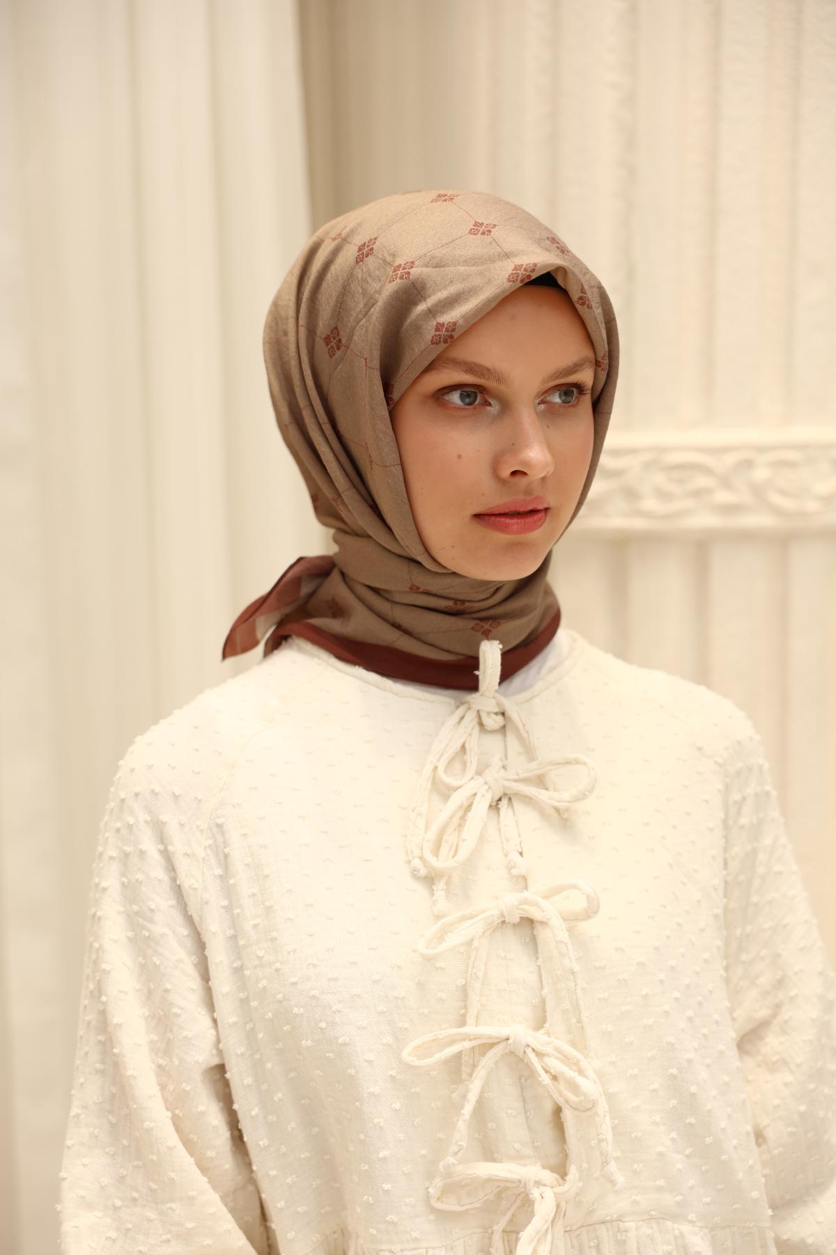 Silk Home Olinda EşarpSilk Home Olinda Eşarp 48001-71