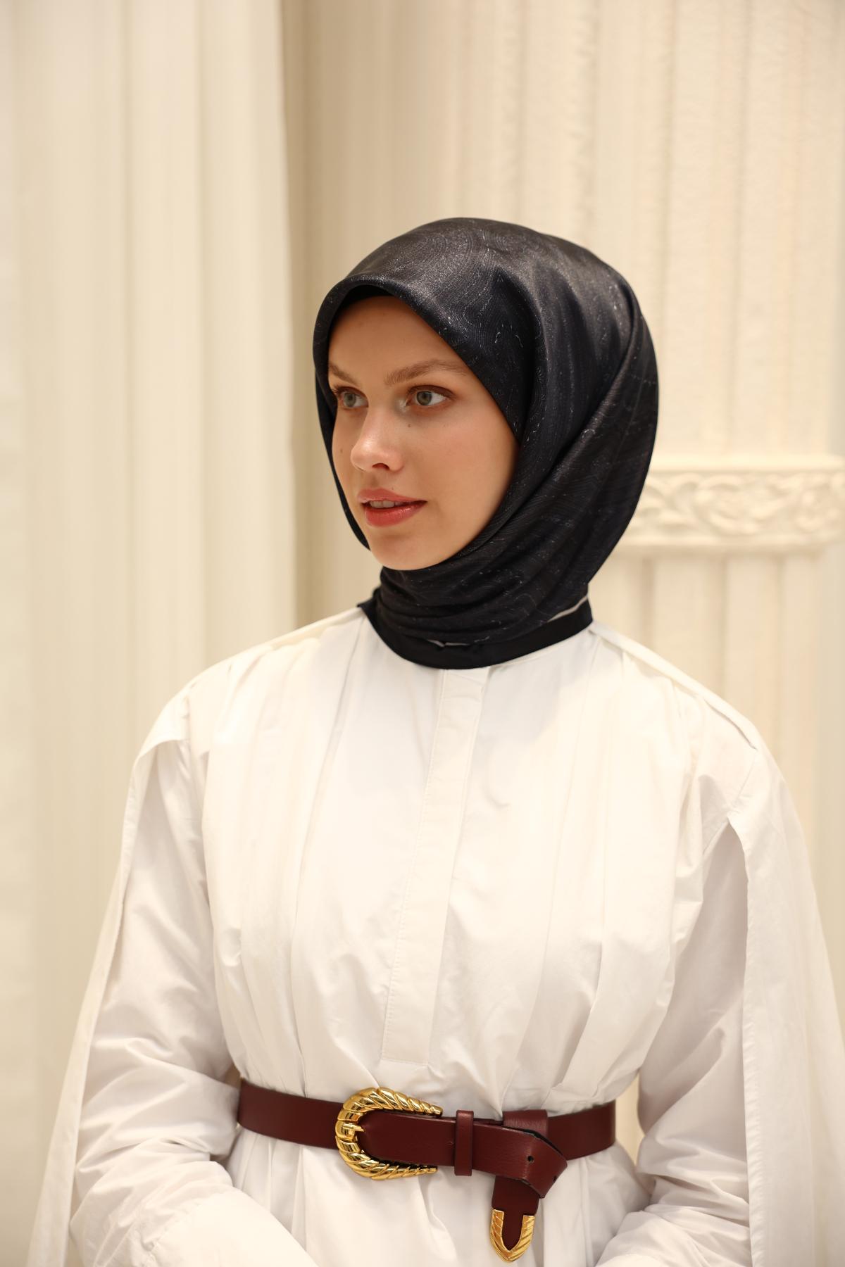 Silk Home SHiny ScarfSilk Home SHiny Eşarp 75010-17