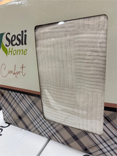 Sesli Comfort Beyaz Skoç Pamuk Örme Battaniye 200x220 Çift Kişilik Battal