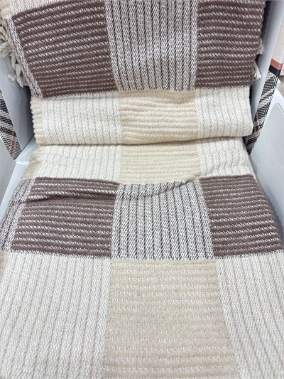 Sesli Comfort Kahve Bej Ekose Skoç Pamuk Örme Battaniye 200x220 Çift Kişilik Battal