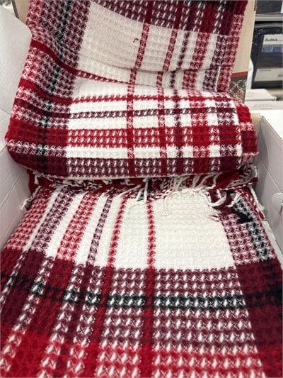 Sesli Comfort Kırmızı Beyaz Ekose Skoç Pamuk Örme Battaniye 200x220 Çift Kişilik Battal