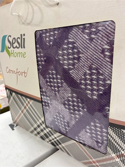 Sesli Comfort Mor Kare Skoç Pamuk Örme Battaniye 200x220 Çift Kişilik Battal