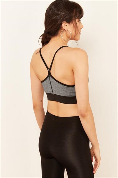 Kadın Gri Çapraz Ince Ip Askılı Destekli Spor Sütyeni