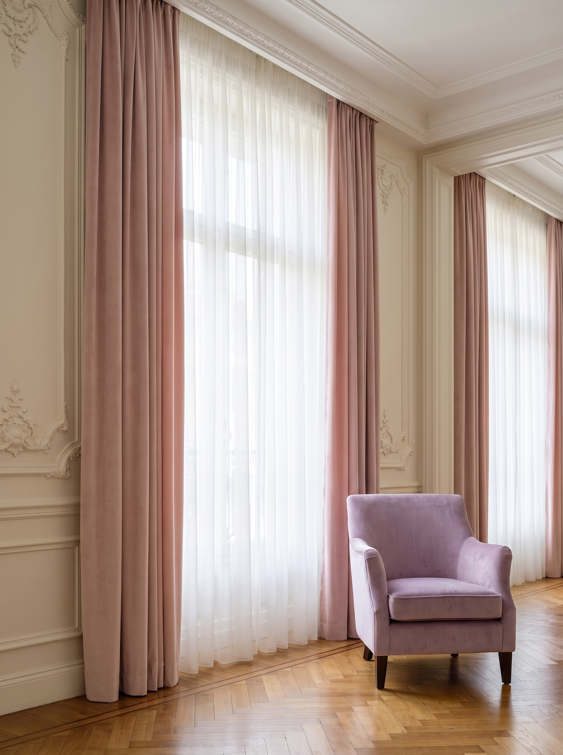 Salon için pastel tonlarda tül ve fon perde seti
