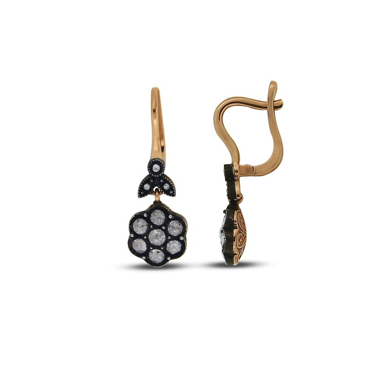 0.63 KARAT ELMAS KÜPE