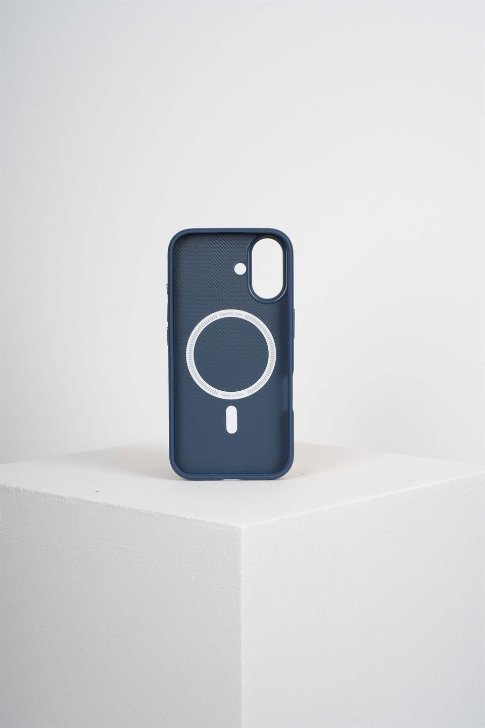 Luxe Iphone 16 Mavi Manyetik Özellikli Kılıf