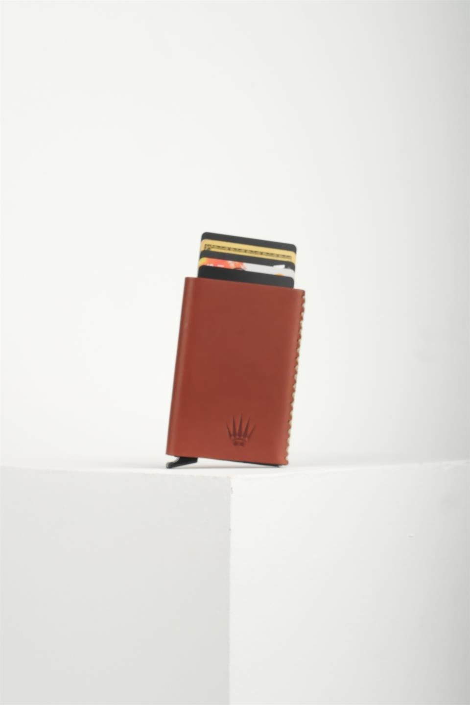 Cortex Slim Buttero Kiremit Hakiki Deri Bölmeli Kızaklı Mekanizmalı Kartlık