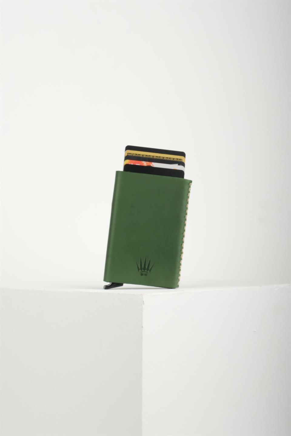 Cortex Slim Yeşil Hakiki Deri Bölmeli Kızaklı Mekanizmalı Kartlık