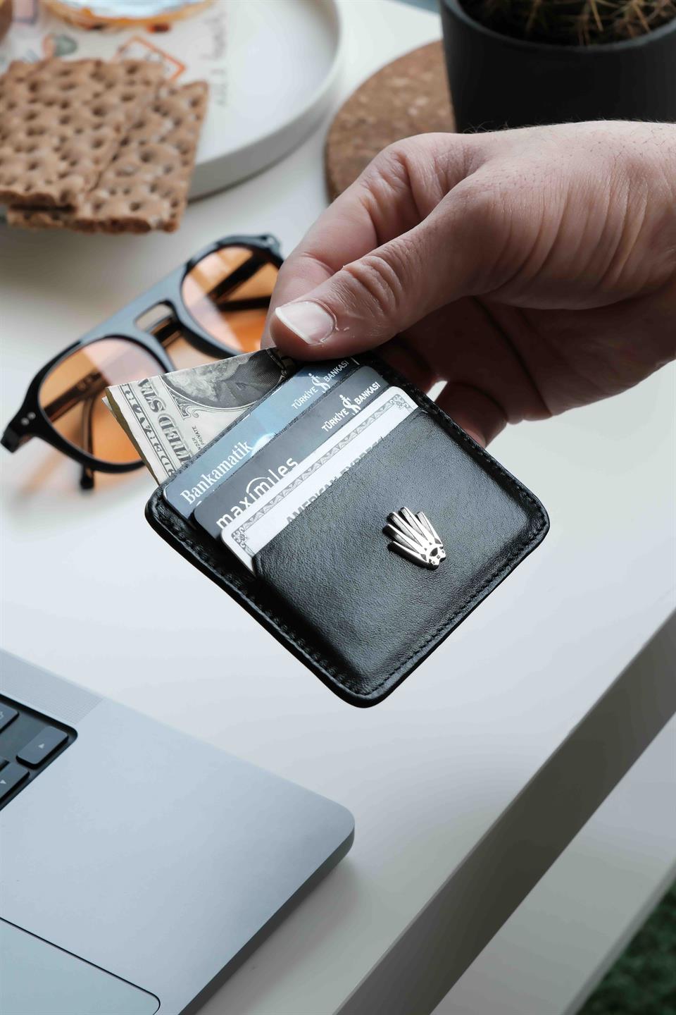 CARD HOLDER SİYAH HAKİKİ DERİ KARTLIK 