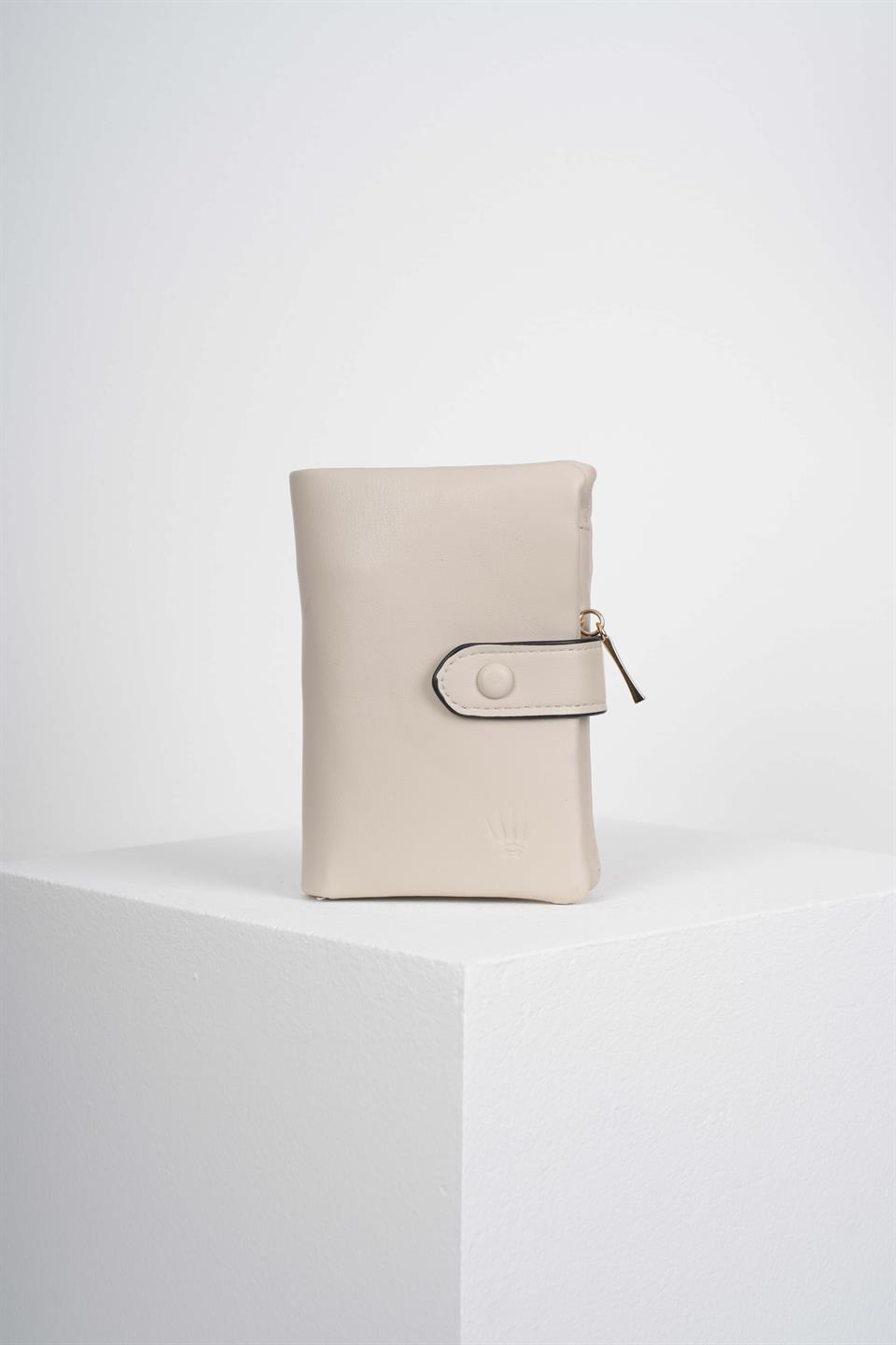 KREM KARTLIK VE CÜZDAN 6 ADET KART BÖLMELİ ÇITÇIT KİLİT SİSTEMLİ TASARIM CÜZDAN RODICA