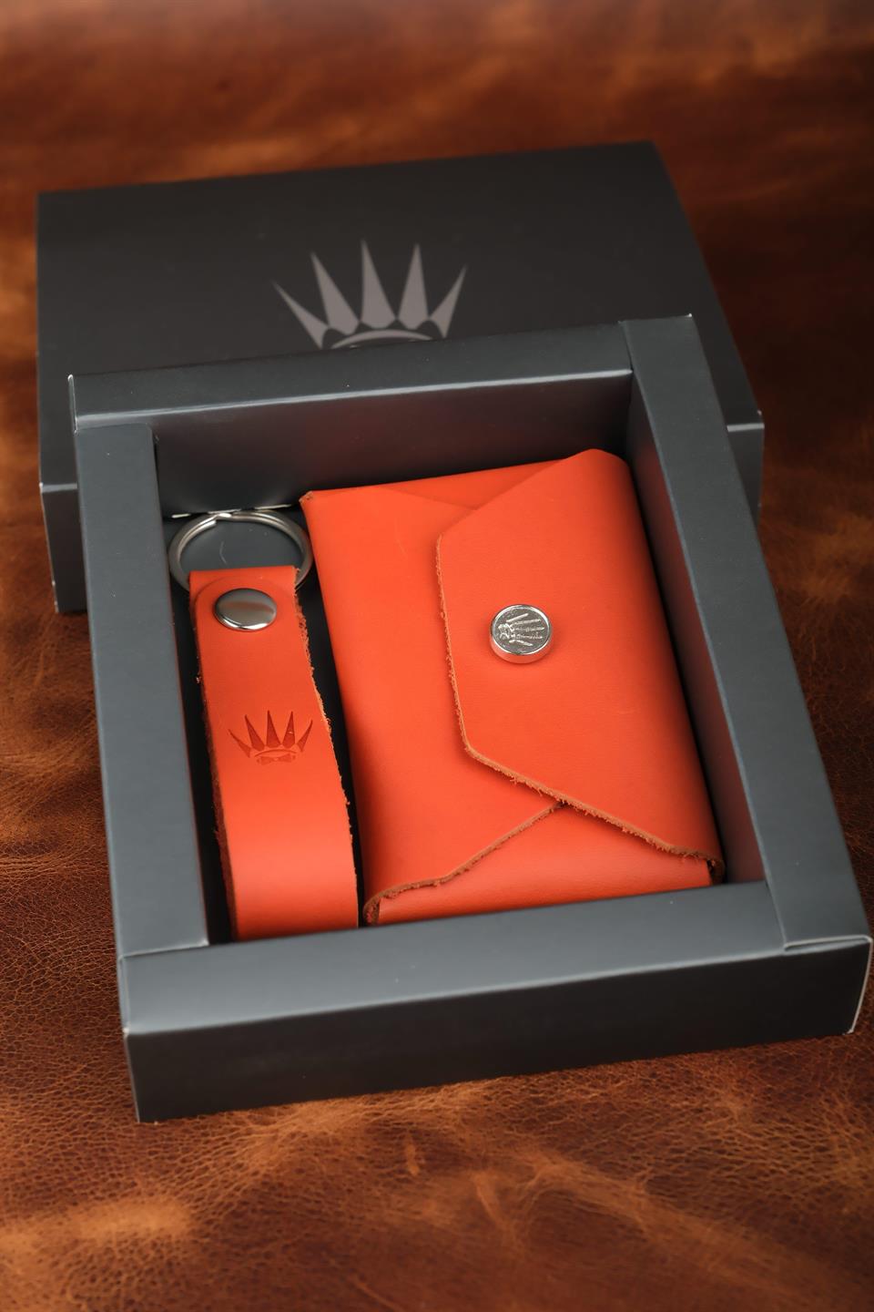 Çiçekli Hediye Seti Hakiki Deri Buttero Turuncu Cüzdan&Anahtarlık 