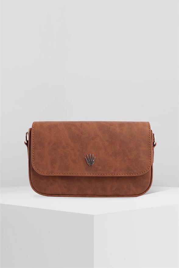 FLAP CRAZY TAN UNISEX HAND BAG