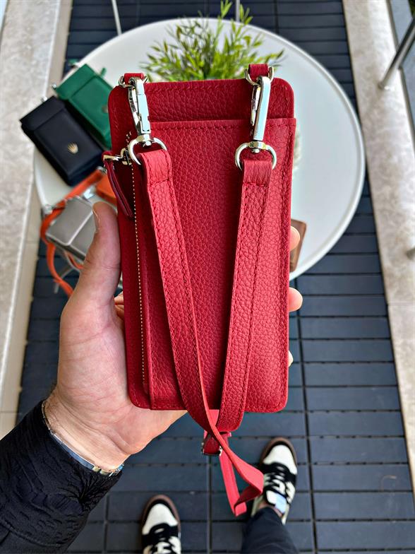 Hakiki Deri Kırmızı Askılı Çanta 4 Kart Bölmesi, Telefon ve Para Bölmesi, Fermuarlı, Çıtçıtlı Askılı Telefon Çantası Luısaw