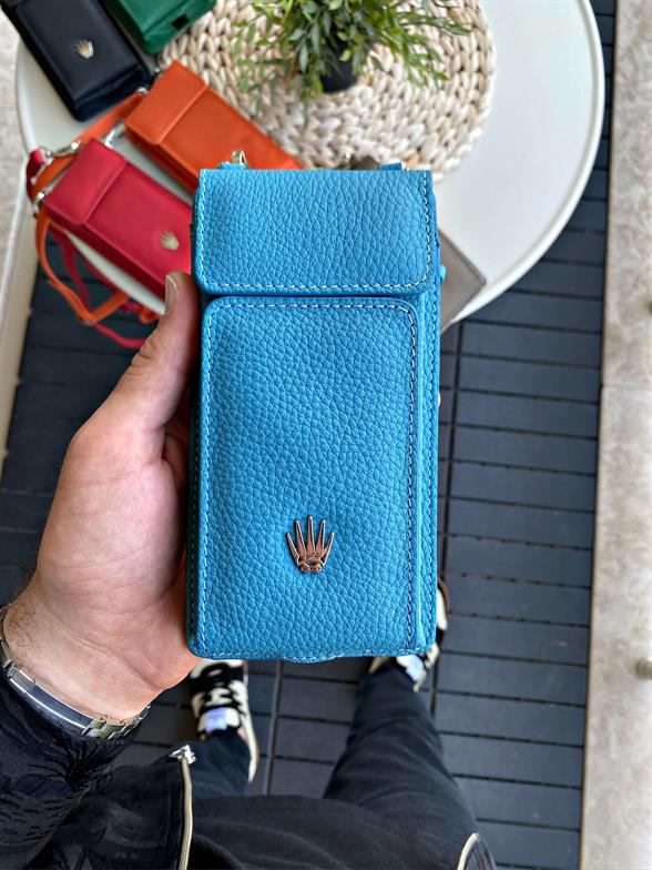 Hakiki Deri Turkuaz Askılı Çanta 4 Kart Bölmesi, Telefon ve Para Bölmesi, Fermuarlı, Çıtçıtlı Askılı Telefon Çantası Luısaw