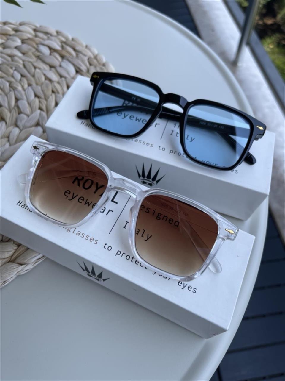 SET OF TWO VINTAGE TRANSPARENT BROWN-BLUE BLACK UNISEX SUNGLASSES