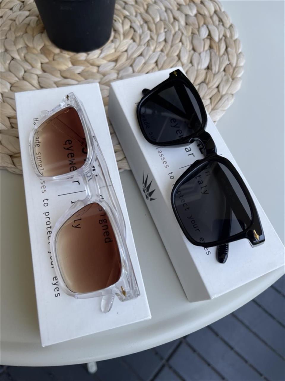 SET OF TWO VINTAGE BLACK-TRANSPARENT BROWN UNISEX SUNGLASSES