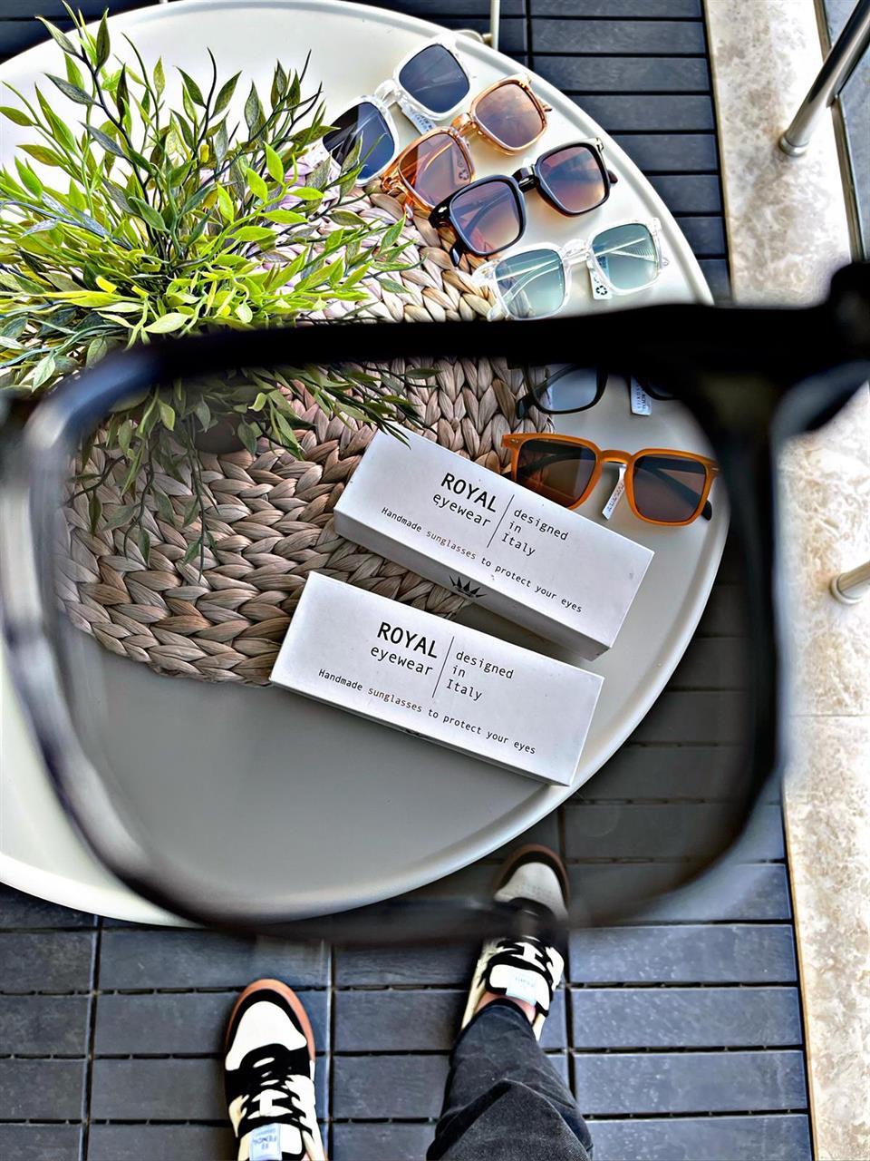 SET OF TWO VINTAGE BLACK-DARK BROWN UNISEX SUNGLASSES